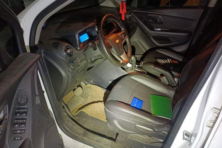 Used Chevrolet Trax 2014 1.4T Automatic Two-Wheel Drive Luxury Model Driver Seat