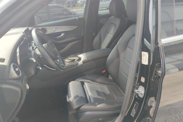 Used Mercedes-Benz GLC 2017 GLC 200 4MATIC Left Front Seat