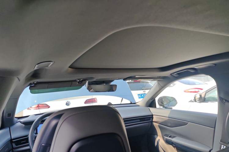 Used Lynk & Co 07 2024 EM-P 126 Long-Range Ultra
