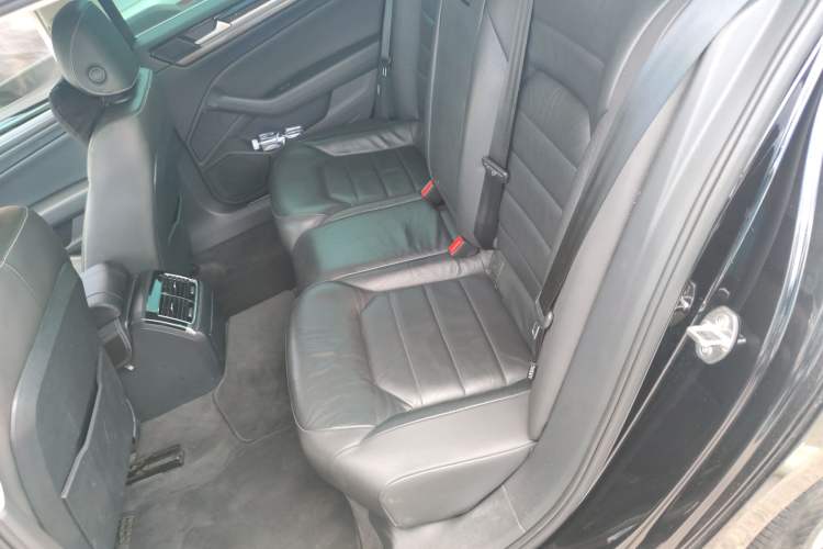 Used Volkswagen Phideon 2019 380TSI Two-Wheel Drive Business Edition China V Standard
