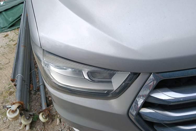 Used JAC Refine M4 2016 2.0L Manual Luxury Version