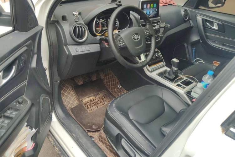 Used Bestune X40 2019 1.6L Manual Luxury Edition China VI
