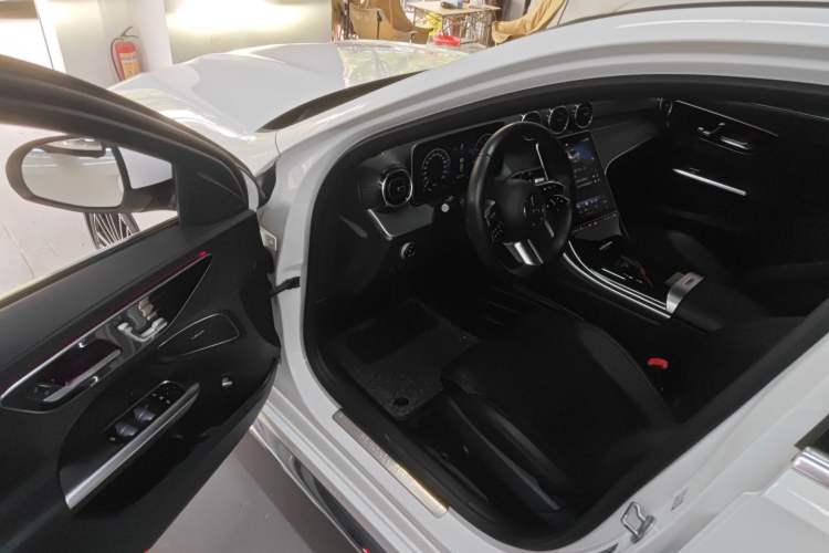 Used Mercedes-Benz C-Class 2023 Revised C 200 L Sport Edition Driver Seat