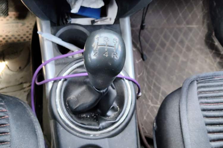 Used Mitsubishi ASX 2013 1.6L Manual Two-Wheel Drive Standard Edition Gear Lever