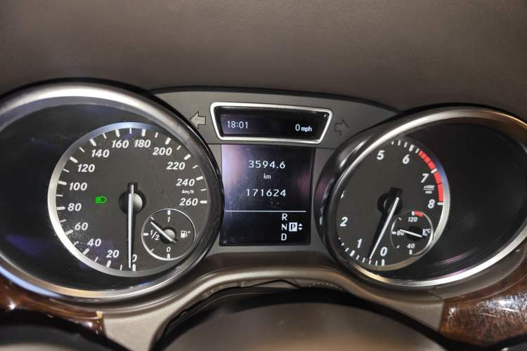 Used Mercedes-Benz M-Class 2012 ML 350 Luxury Edition