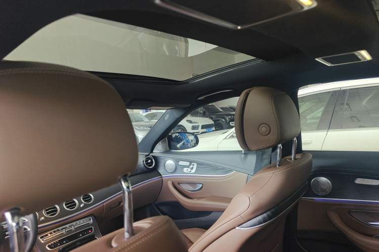 Used Mercedes-Benz E-Class New Energy 2023 E 350 e L Plug-in Hybrid Sports Sedan
