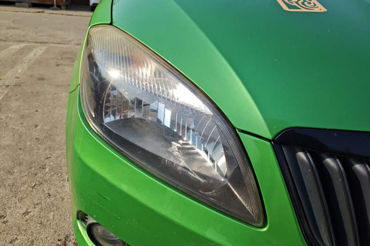 Used Skoda Fabia 2012 1.6L Automatic Sport Edition Right Front Headlight