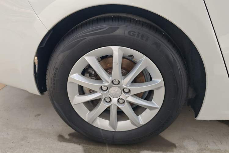 Used Peugeot 508 2012 2.0L Automatic Sunroof Classic Edition Exterior 5