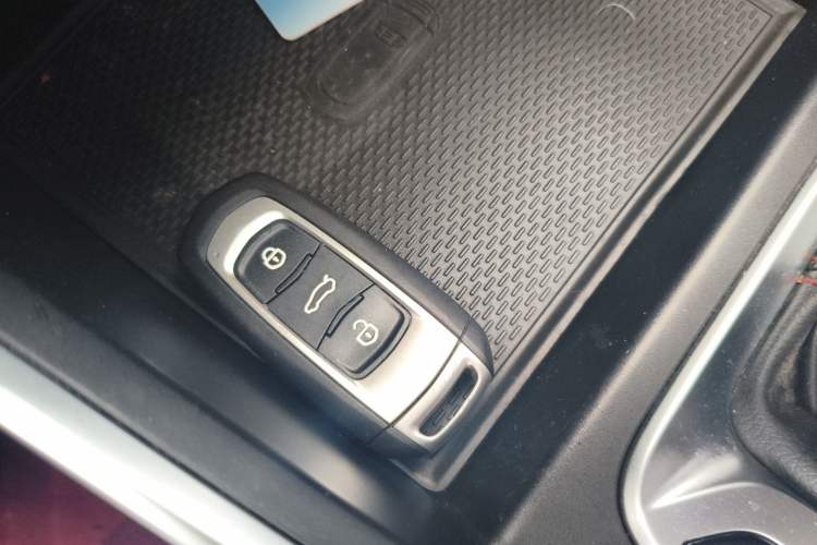 Used Geely Auto Vision X3 2021 PRO 1.5L CVT Deluxe Model Vehicle Key