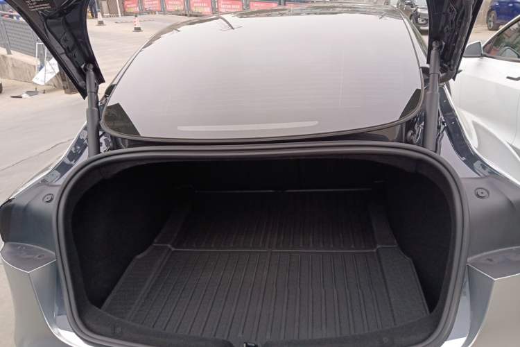 Used Tesla Model 3 2023 Rear-Wheel-Drive Version