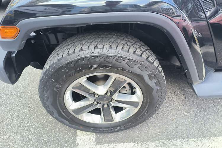 Used Jeep Wrangler 2020 2.0T automatic four-door parallel imported vehicle
