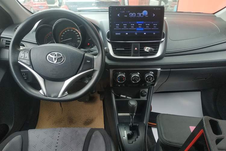 Used Toyota YARiS L Zhi Xiang 2022 1.5L CVT Leading PLUS Edition Audio And AC Panel