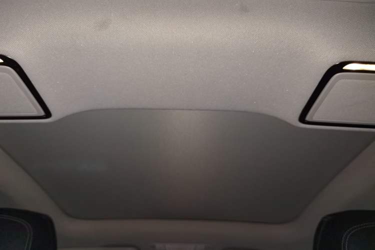 Used Mercedes-Benz C-Class 2016 C 200 L Sport Edition Headliner