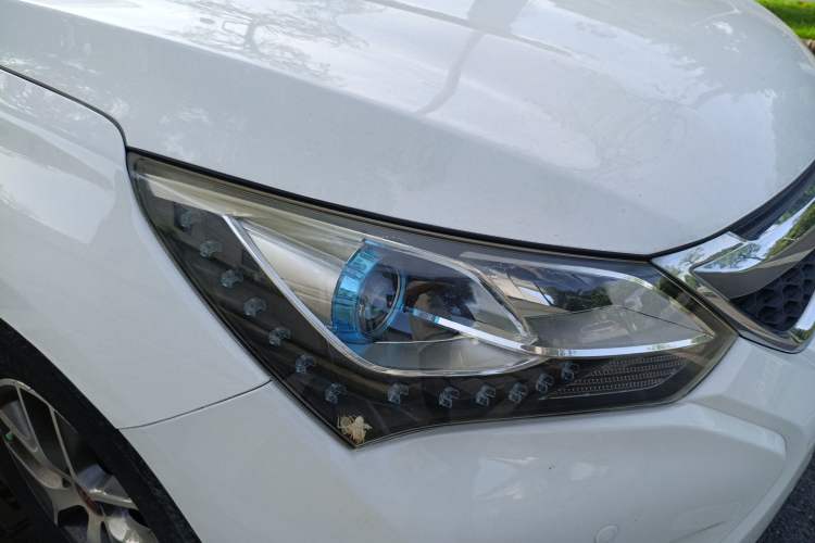 Used BYD Song 2017 Gaishi Upgrade Edition 1.5TI Manual Elite Model
