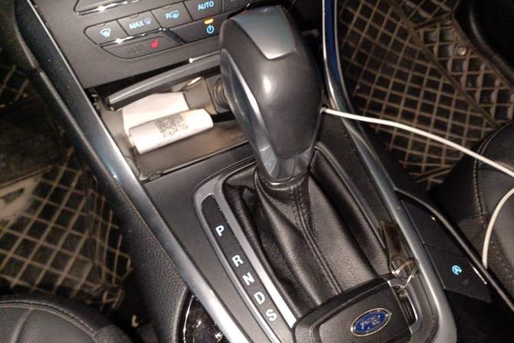 Used Ford Edge 2018 EcoBoost 245 Two-Wheel-Drive Titanium 7-Seater China V Standard