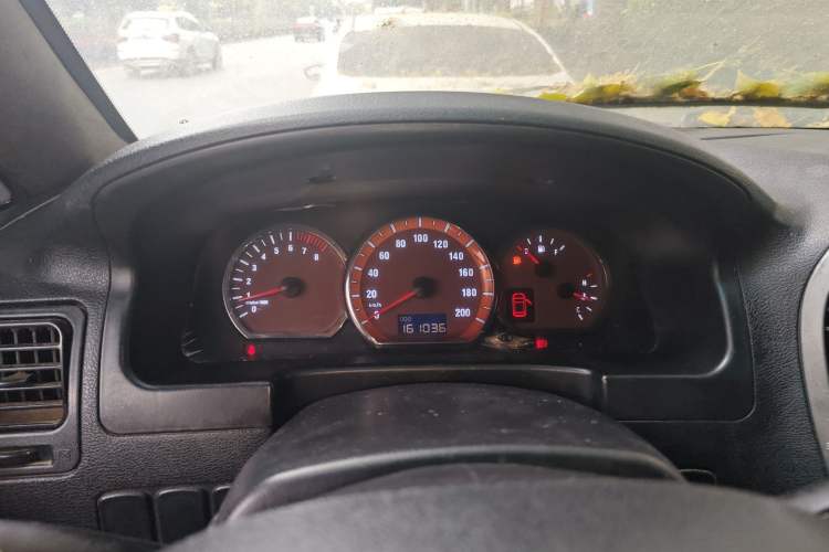 Used FORTHING Lingzhi 2014 M5 QA 2.4L 7-seat Long-wheelbase Luxury Model
