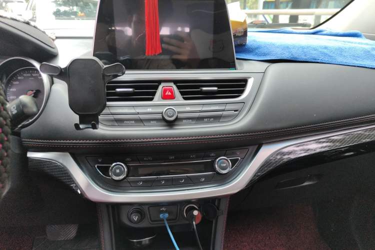 Used JAC Group Refine S3 2017 1.6L CVT Luxury Smart Model