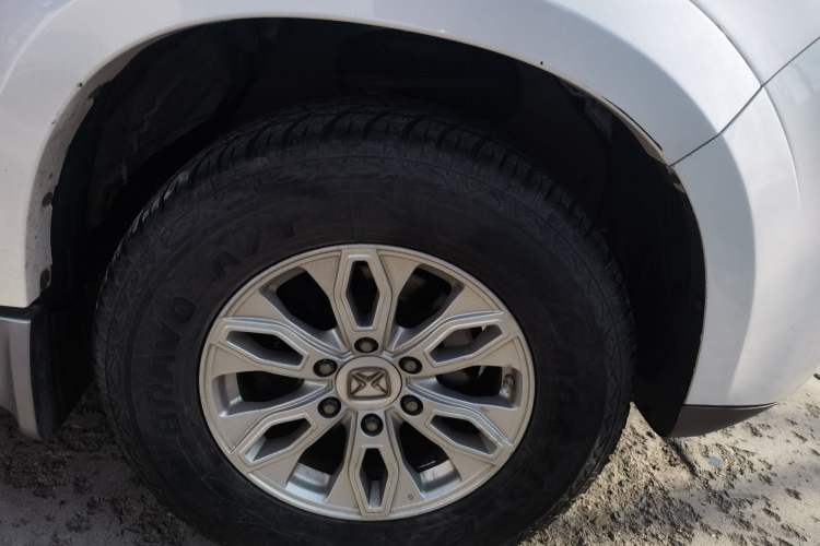 Used JMC Yusheng S350 2016 2.0T Automatic All-Wheel Drive Gasoline Luxury Edition 5 Seats