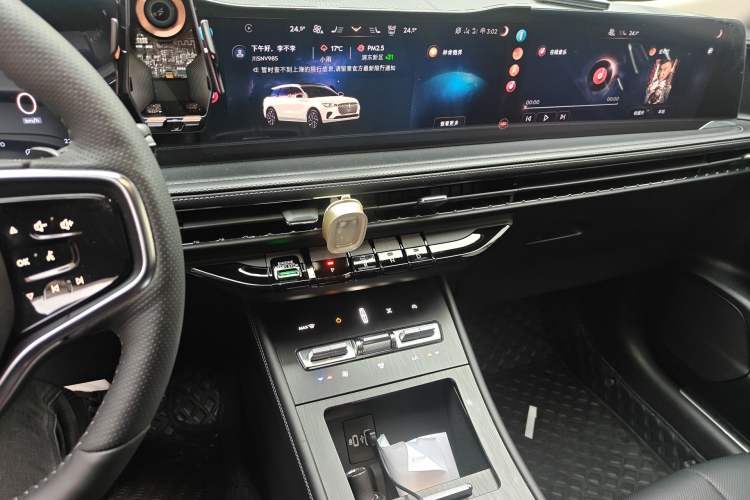 Used Lincoln Corsair 2024 2.0T Two-Wheel Drive Deluxe Edition Audio And AC Panel