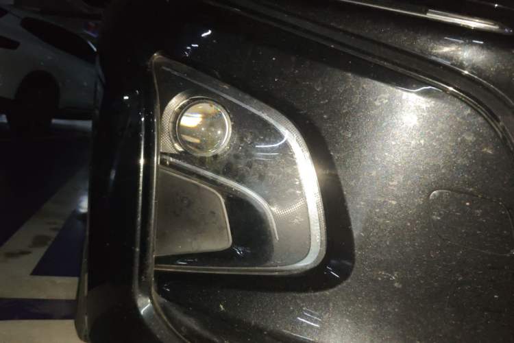 Used Hongqi E-QM5 2022 431 km Charge & Enjoy Edition