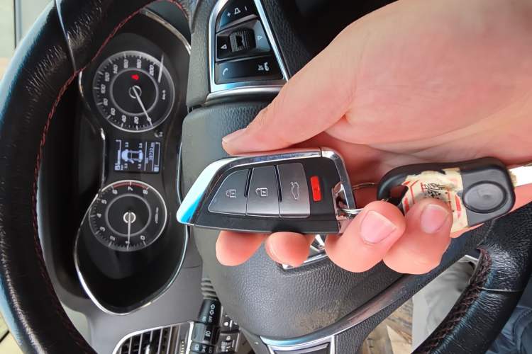 Used Baojun 560 2016 1.8L Manual Luxury Edition