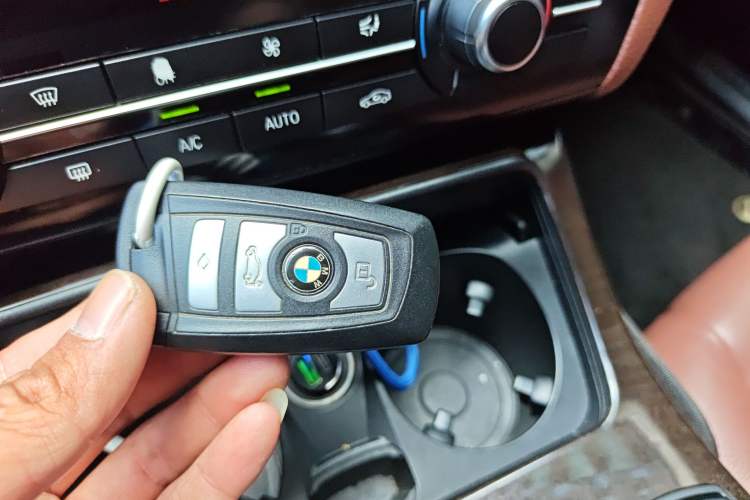 Used BMW 5 Series 2017 525Li Leading Model