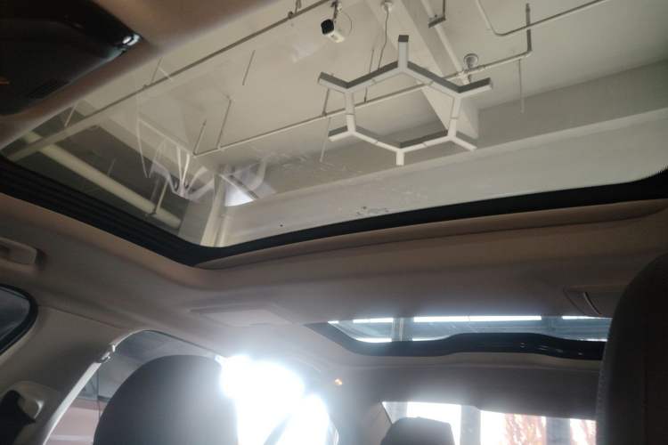 Used BMW 5 Series New Energy 2022 535Le Luxury Package Headliner