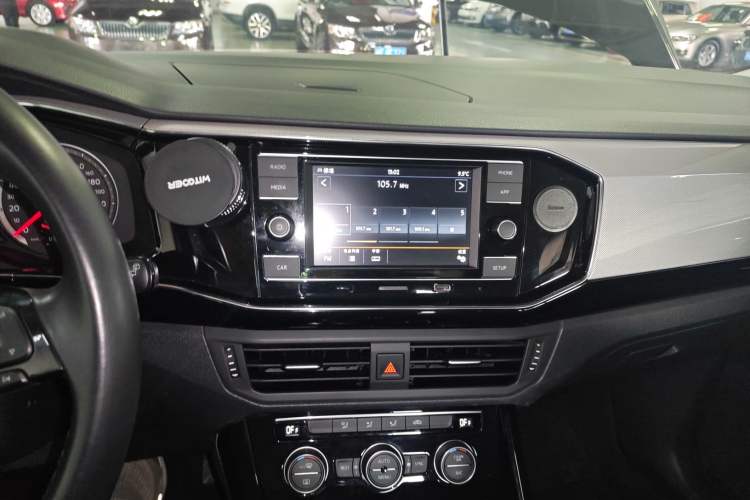 Used Volkswagen Tayron 2019 330TSI Two-Wheel Drive Luxury Model China VI Standard