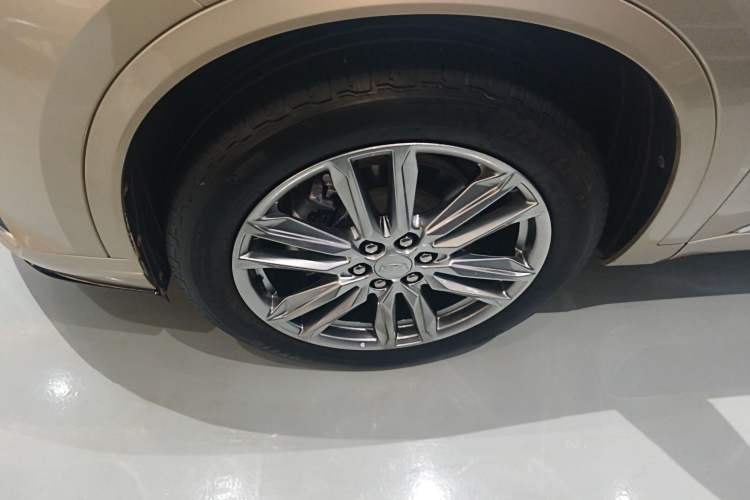 Used Cadillac XT6 2022 2.0T 7-Seater Four-Wheel Drive Luxury Version
