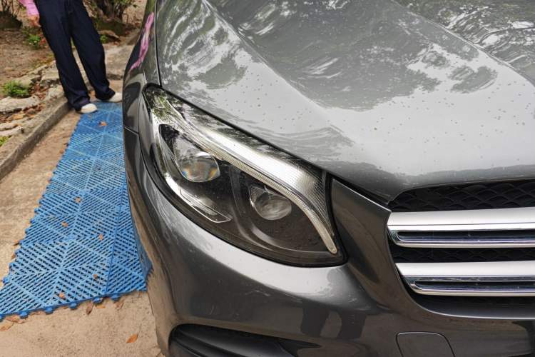 Used Mercedes-Benz GLC 2016 GLC 300 4MATIC Luxury Model
