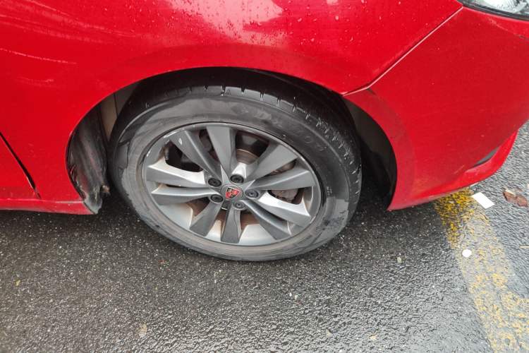 Used Roewe 360 2015 20T TST Deluxe Edition
