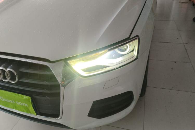 Used Audi Q3 2016 35 TFSI Fashion Model
