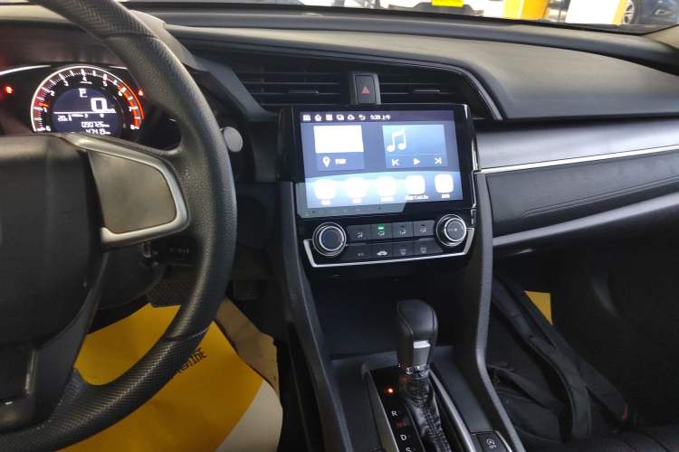 Used Honda Civic 2016 180TURBO CVT Comfort Version Audio And AC Panel