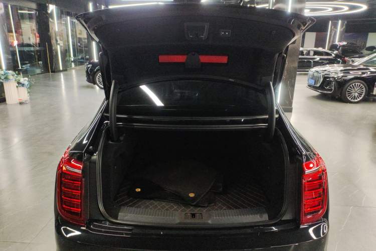 Used Hongqi H9 2022 2.0T Smart Connect Flagship Edition
