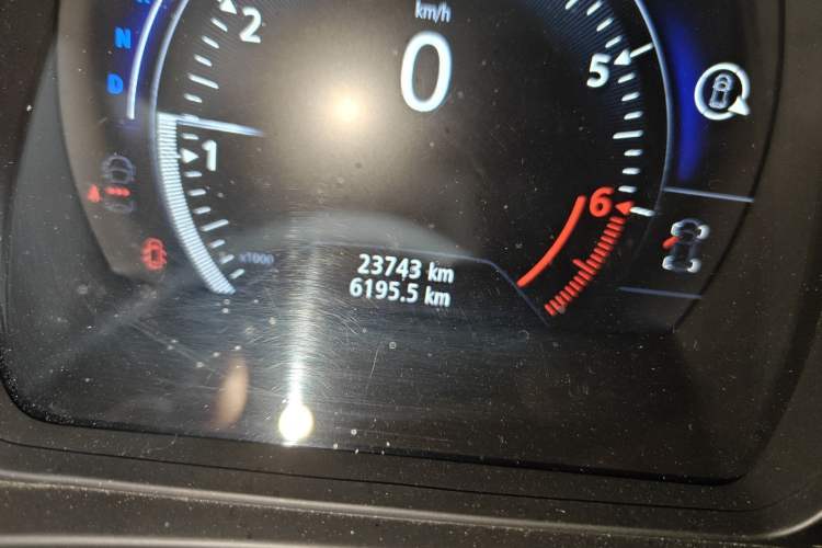 Used Renault Kadjar 2016 2.0L Two-Wheel Drive Prestige Edition Odometer Close Up