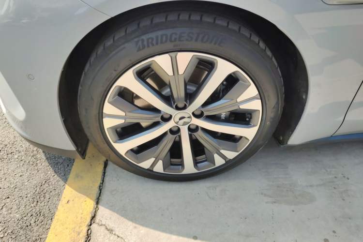 Used Nio ET7 2022 75 kWh Exterior 2