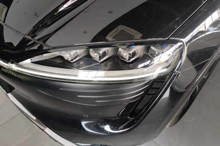 Used Hima Luxeed R7 2024 All-Electric 736 km Ultra