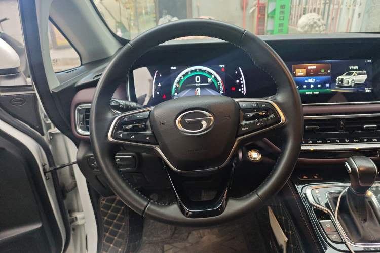 Used GAC Trumpchi M6 2023 PRO 270T DCT Luxury Edition Steering Wheel