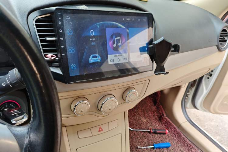 Used Roewe 350 2013 350S 1.5L Manual Xunchi Edition
