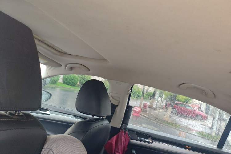 Used Volkswagen Sagitar 2018 280TSI DSG Comfort Model Headliner