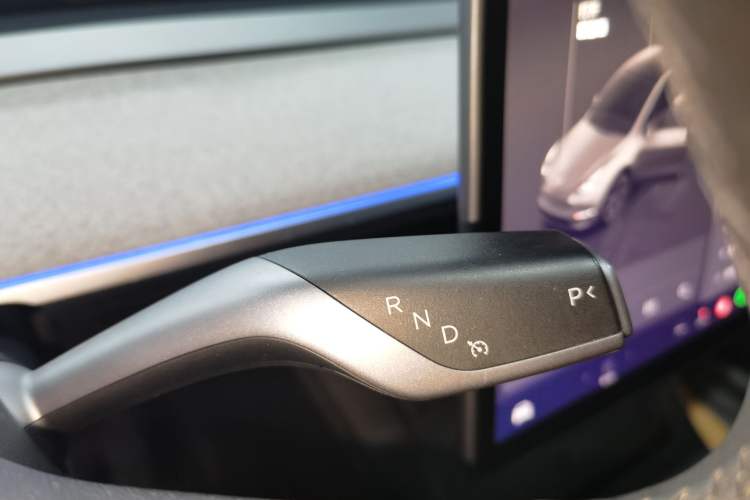 Used Tesla Model Y 2024 Rear-Wheel-Drive Version Gear Lever