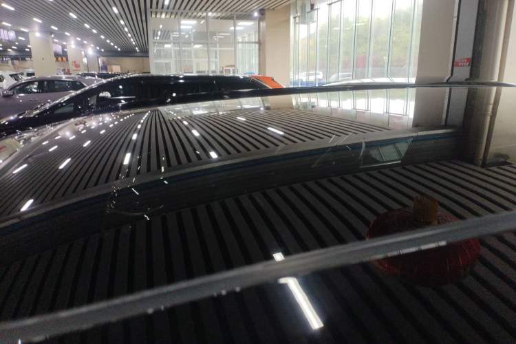 Used Nio ES8 2020 580 km Range Signature Edition Six-Seater Version Roof