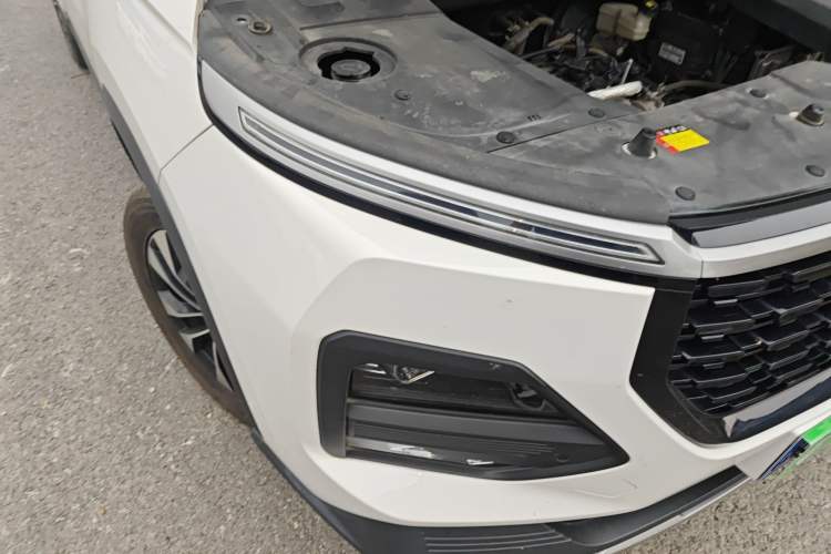 Used Baojun 530 2021 Global Car Anniversary Edition 1.5T CVT Prestige Connected Model 6 Seats Right Front Headlight