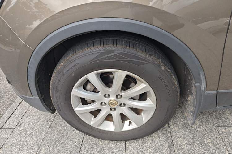 Used Buick Envision 2018 20T Two-Wheel-Drive Leading Model Left Front Wheel Hub