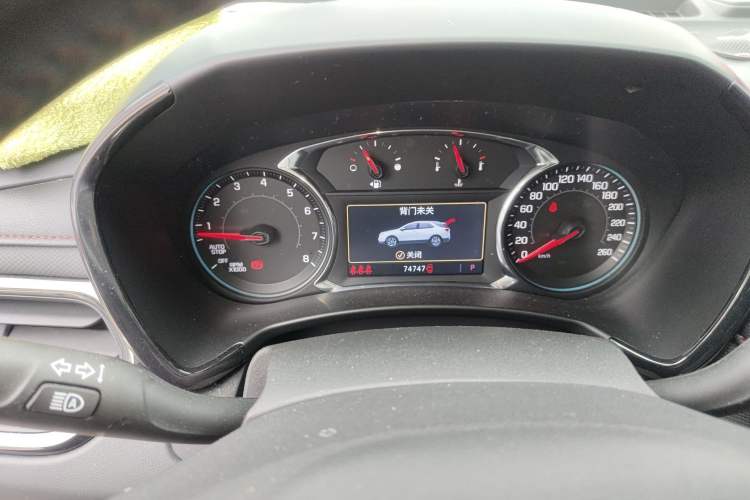 Used Chevrolet Equinox 2021 550T RS Smart Boundary-Pushing Edition Odometer Close Up