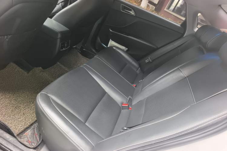 Used Hyundai Mistra 2017 1.6T Automatic Smart GLS China V Standard Left Rear Seat