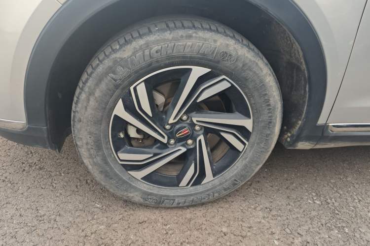 Used Hongqi HS5 2022 Revised Version 2.0T Smart Connect Flagship Edition