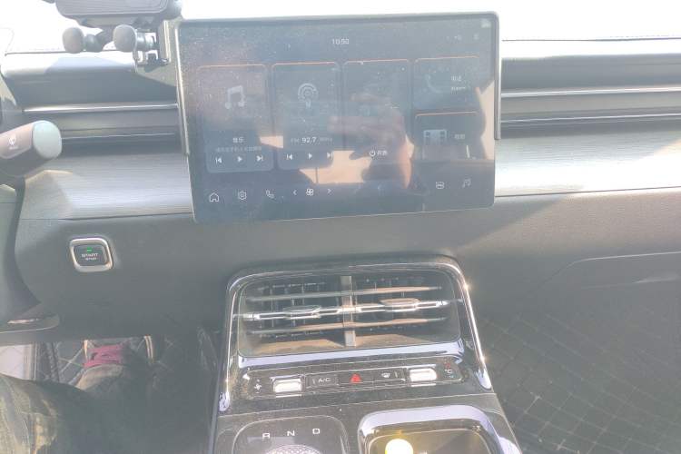 Used Wuling Xingguang 2024 Co-Creation Edition 70 Standard Model