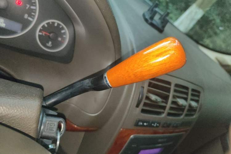 Used Buick GL8 2011 2.4L LT Executive Edition
