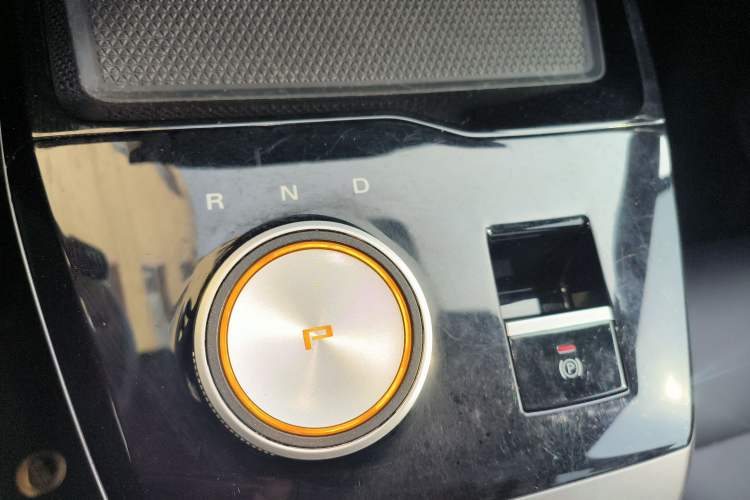 Used MG 4 EV 2022 425 km Luxury Edition